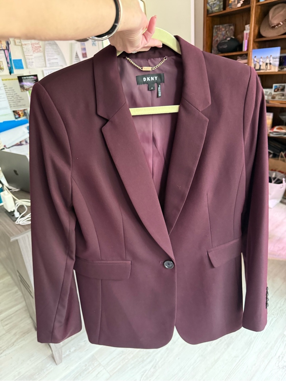 DKNY Women's Elegant Wine Single-Button Blazer
